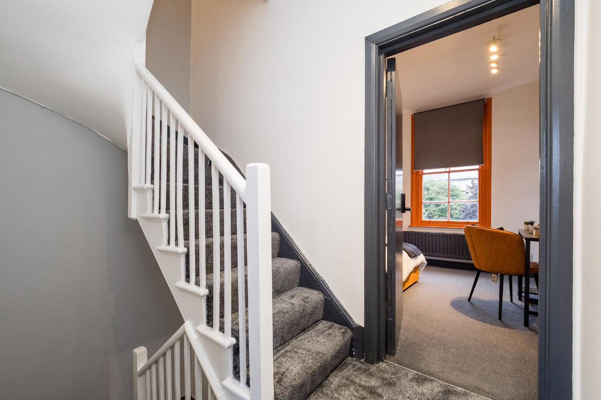 Spacious 6 Ensuite Bedroom House In Central London Eksteriør billede