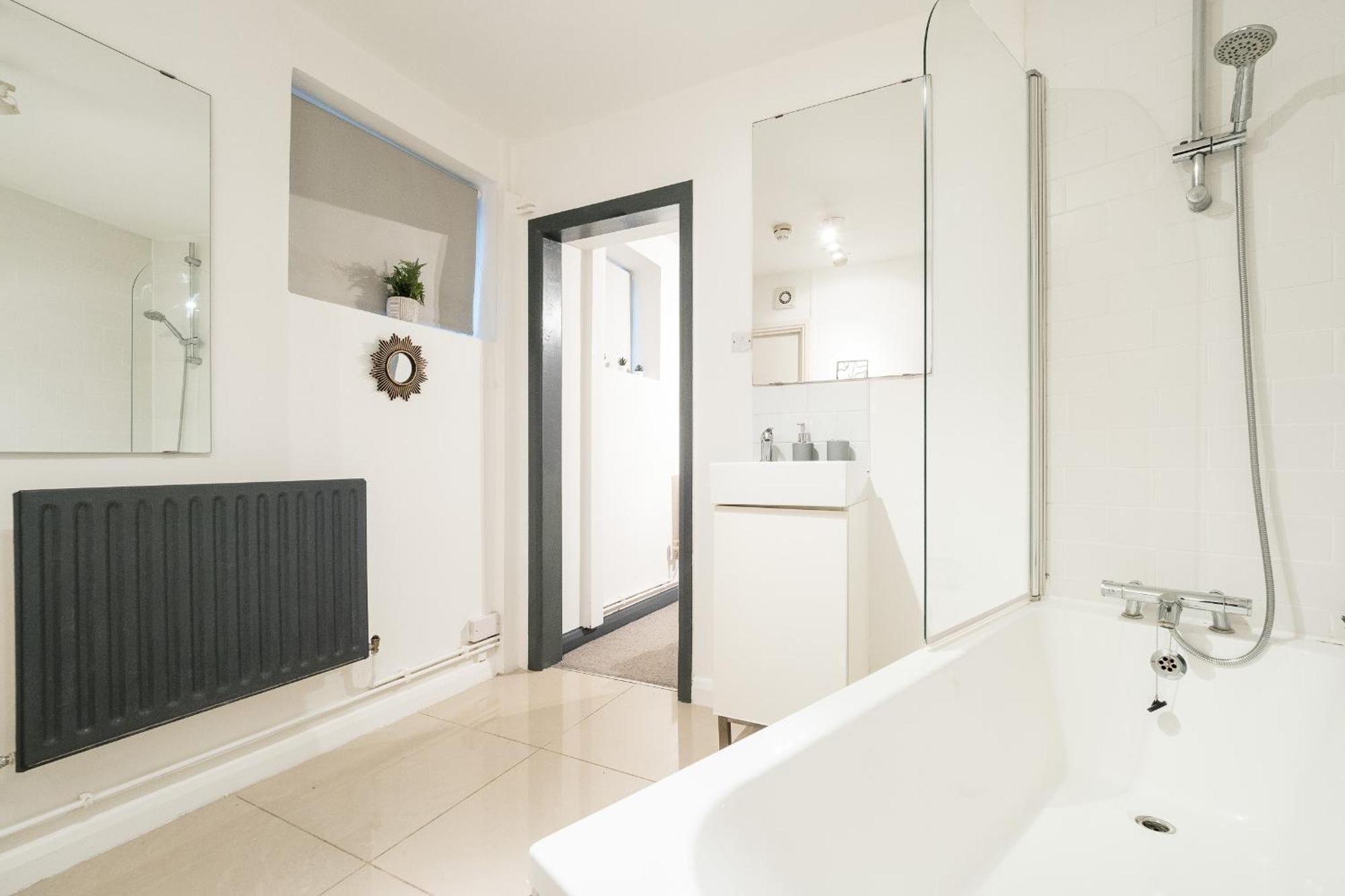 Spacious 6 Ensuite Bedroom House In Central London Eksteriør billede